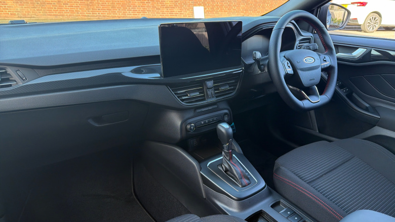 Ford Focus 1.0 EcoBoost Hybrid mHEV 155 ST-Line 5dr Auto Petrol Estate